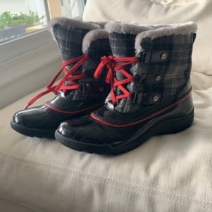 Anne Klein Womens Gayla Round Toe Mid-Calf Cold, Black-gray-plaid size 8